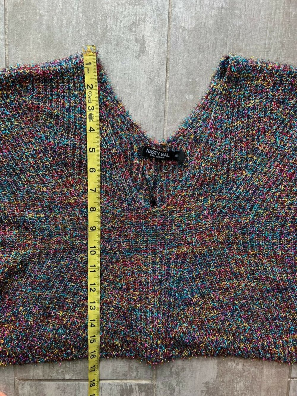 NASTY GAL Tinsel Time V-Neck Cropped Sweater Rainbow Metallic NEW Holiday Top M - Picture 7 of 10
